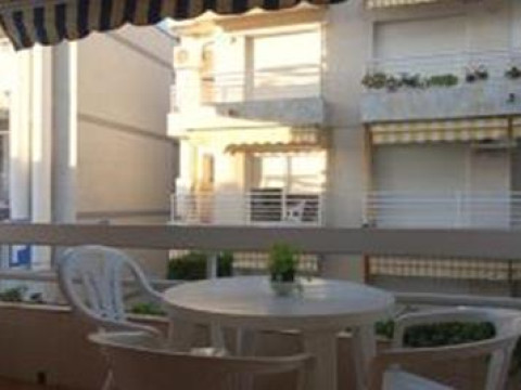 Lets Holidays APARTMENT POOL TERRACE TOSSA DE MAR