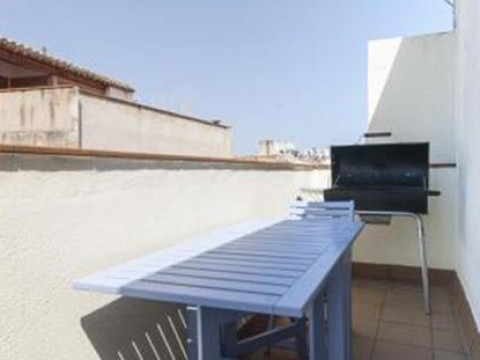 Lets Holidays Centric apartment with parking