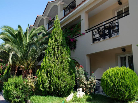 Letsos Hotel