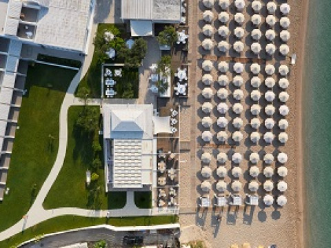 Lichnos Beach Hotel & Suites