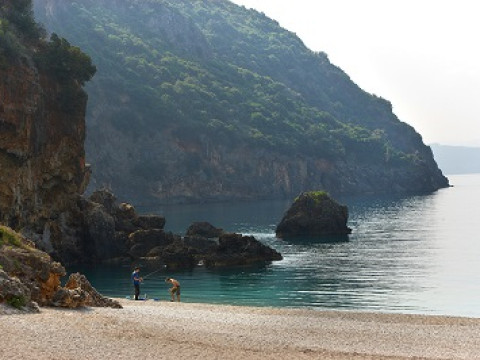 Lichnos Beach Hotel & Suites