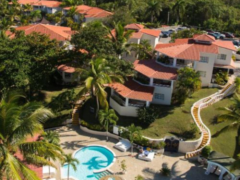 Lifestyle Crown Residence Suites