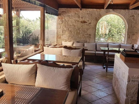 LILI HOTEL