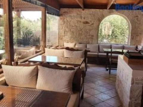 Lili Hotel