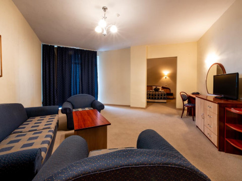 LILIA HOTEL