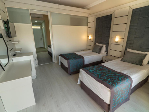 LINDA RESORT HOTEL