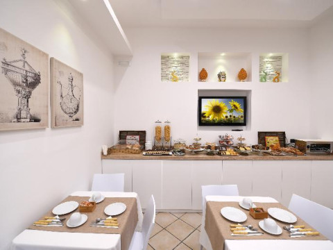 LINDOS BLU LUXURY HOTEL & SUITES