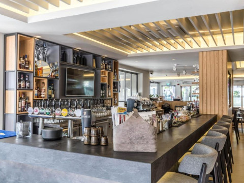 Liquid Hotel Apartments