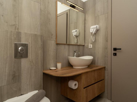 Lithos Suites