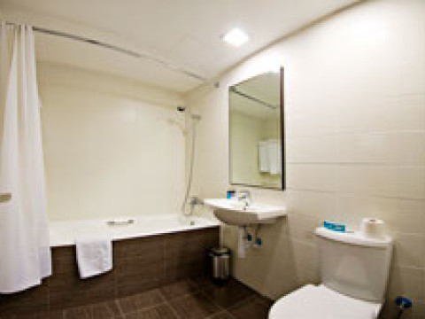 Livadhiotis City Hotel