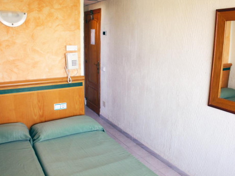 Lively Magaluf (Adults Only)