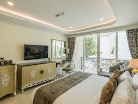 LK EMERALD BEACH (SHA)