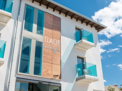 Llaut Boutique Hotel