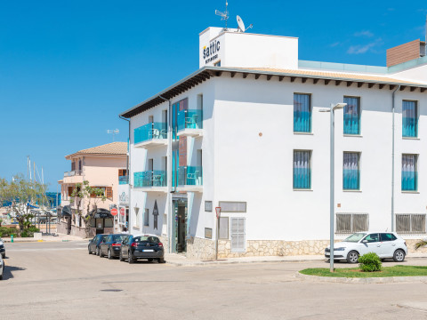 Llaut Boutique Hotel