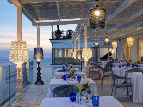 Hotel Lloyd's Baia