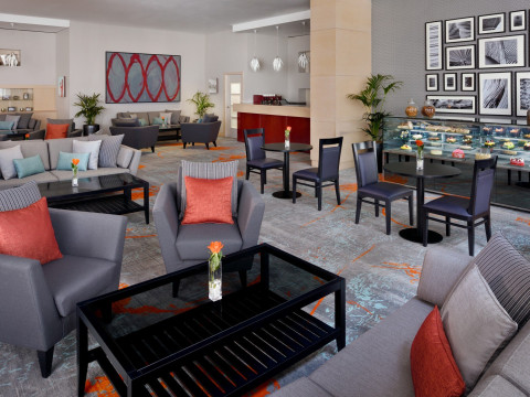 Mövenpick Hotel & Apartments Bur Dubai