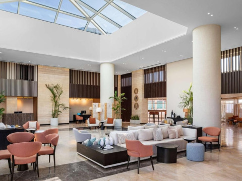DoubleTree by Hilton Sharks Bay