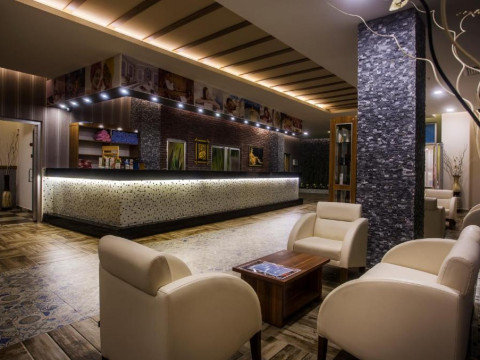 Hotel Lonicera Resort & Spa