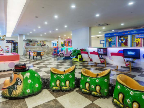 LONICERA WORLD HOTEL