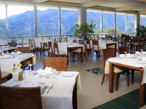 LORYMA RESORT