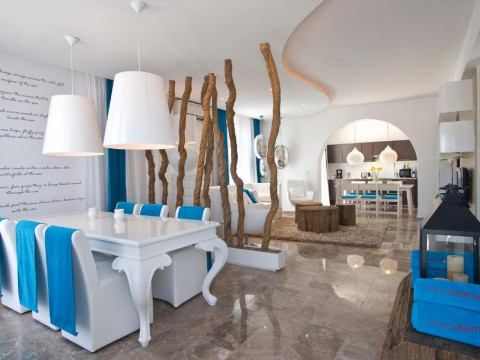 Louis Althea Kalamies Luxury Villas