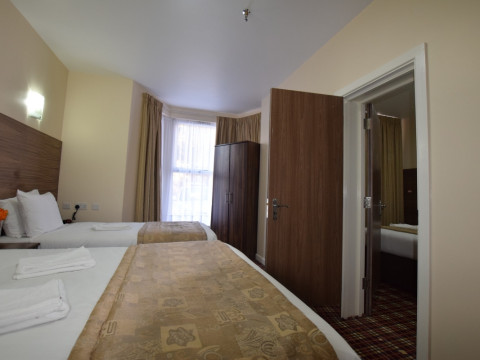 Lucky 8 Hotel