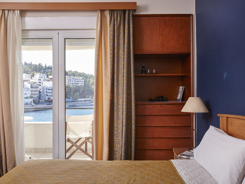 Lucy Hotel