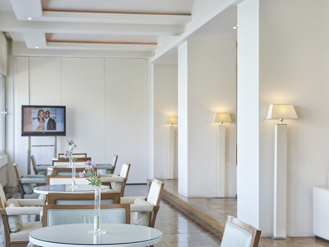 Lucy Hotel