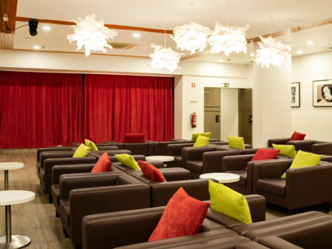 Luna Miramar Club