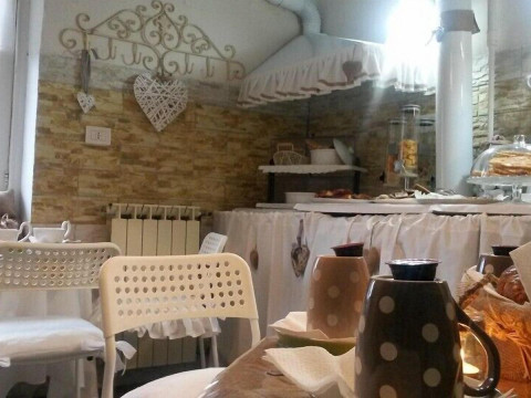 Lunartista Bed & Breakfast