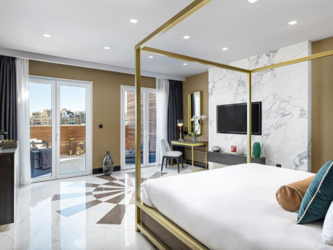 Lure Hotel & Spa