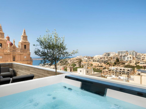 Lure Hotel & Spa