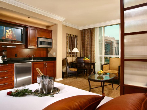 Luxury Suites International at The Signature