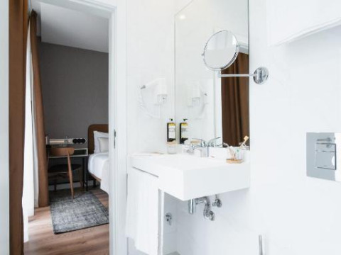 LX SOHO BOUTIQUE HOTEL