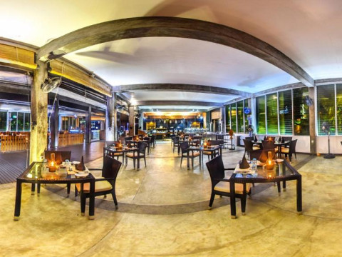 Maalu Maalu Resort & Spa