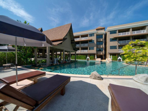 Maikhao Palm Beach Resort
