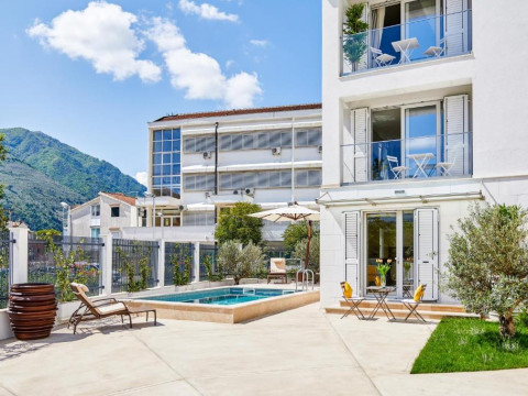 Maison W Hotel