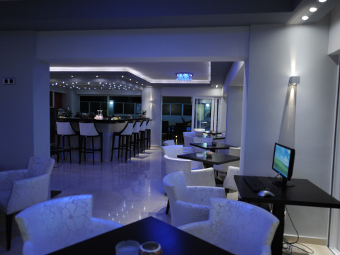 MAJESTIC HOTEL