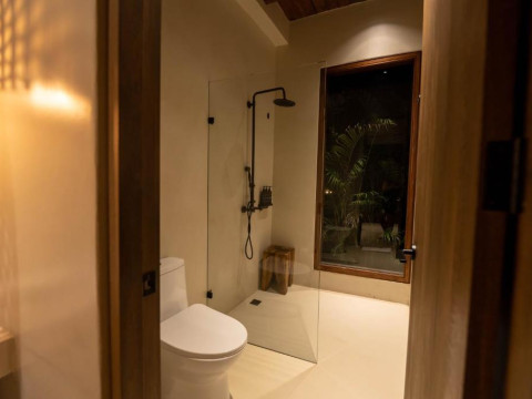 Makani Luxury Wanderlust