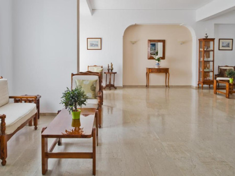 Hotel Makarios