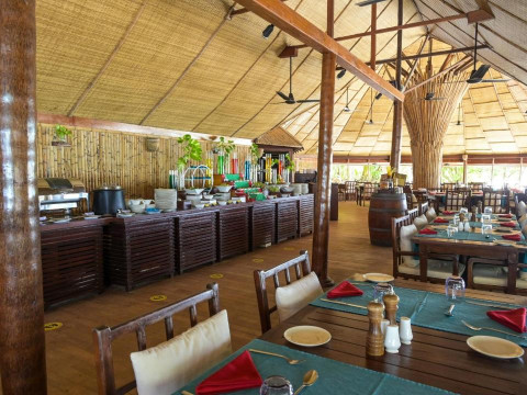 Makunudu Island Resort