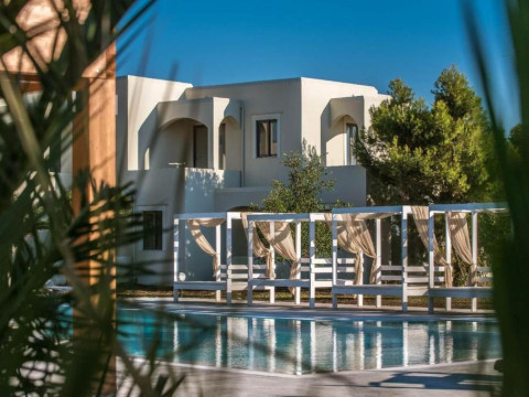 Malena Hotel & Suites
