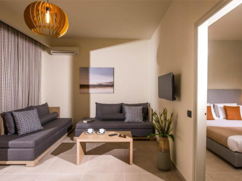 Malena Hotel & Suites