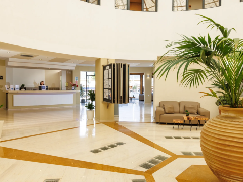 MALIA BAY BEACH HOTEL
