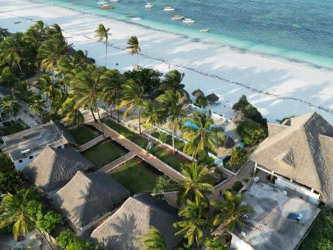 Mambo Beach Villas