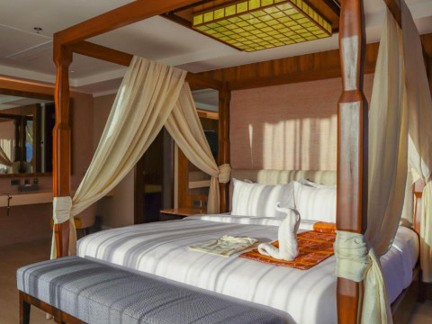 Mandarin Bay Resort and Spa