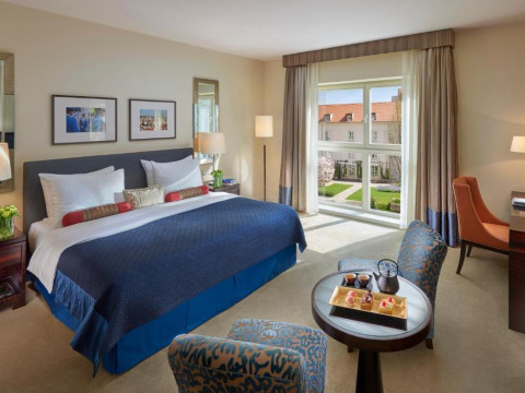 Mandarin Oriental, Prague