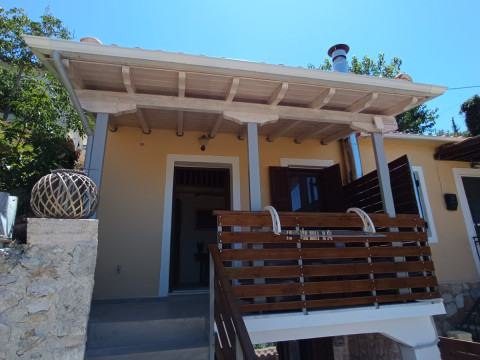 Maniaveta's House