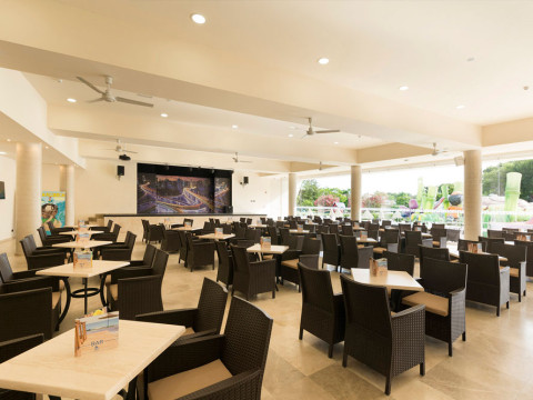 Mar Hotels Playa de Muro Suites