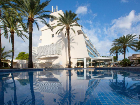 Mar Hotels Playa De Muro Suites